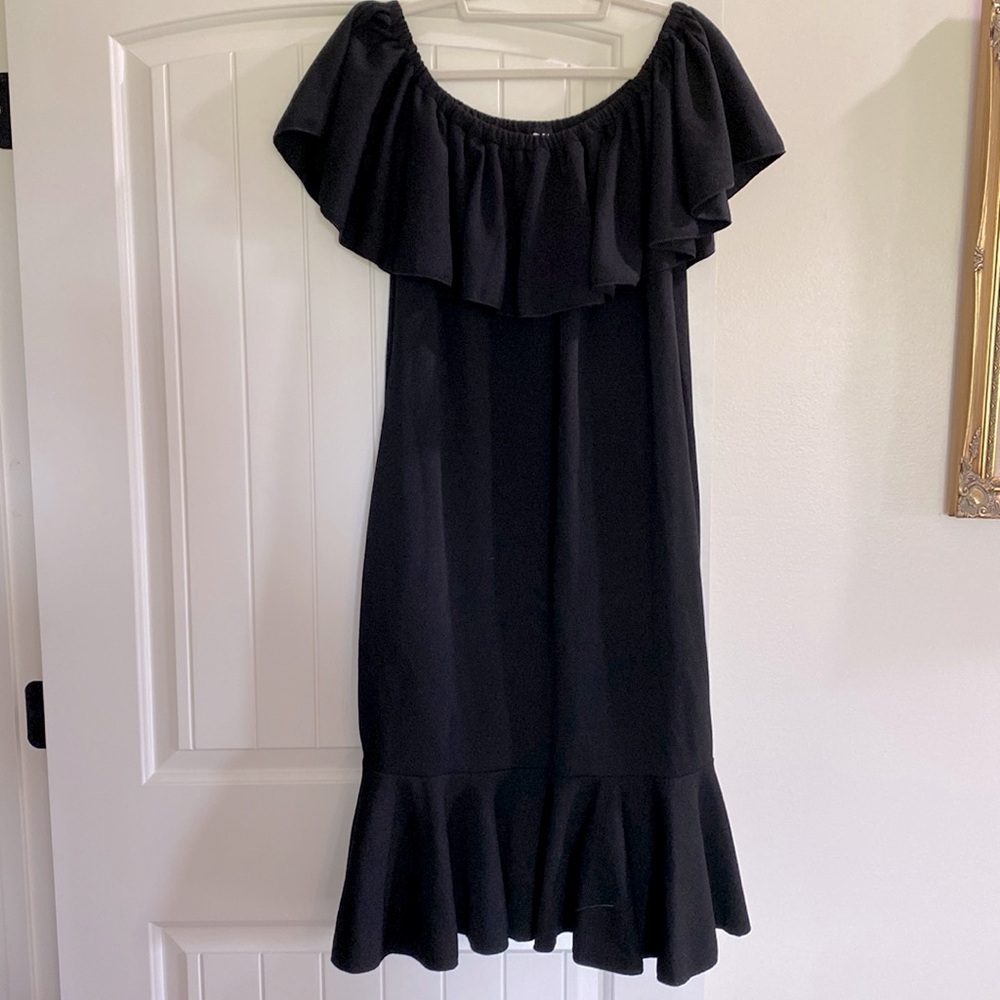 LuLaRoe ruffle top off or on shoulder dress